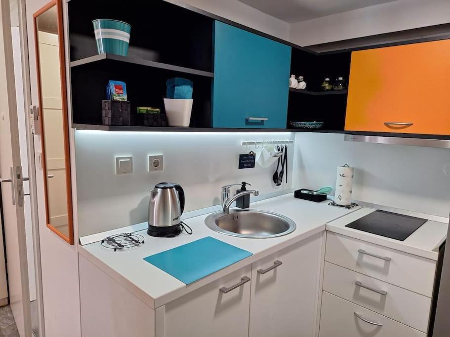New Studio Apartment Emmy With Free Street Parking Zagreb Exterior foto